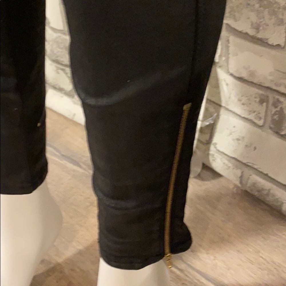7 For All Mankind - Picture 6 of 7